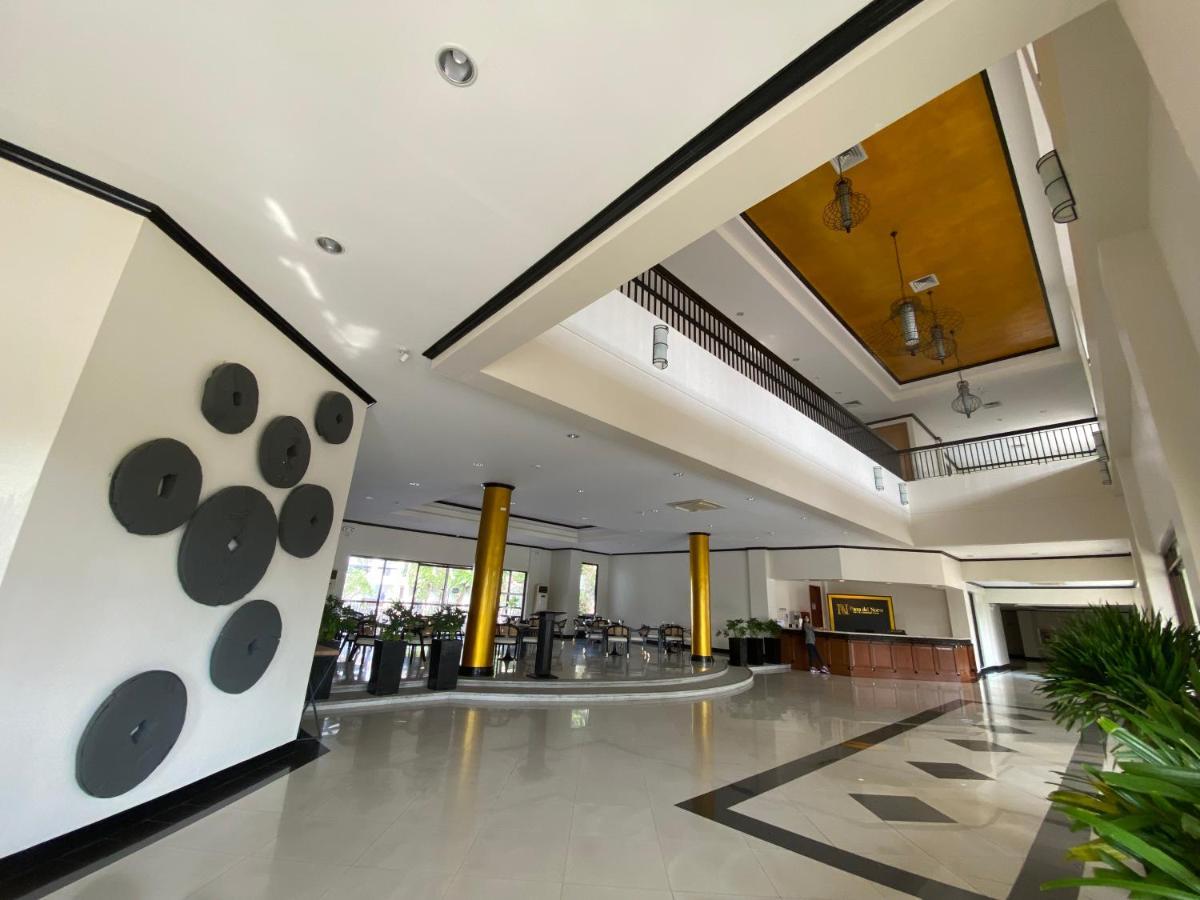 Plaza Del Norte Hotel And Convention Center 라오아그 외부 사진