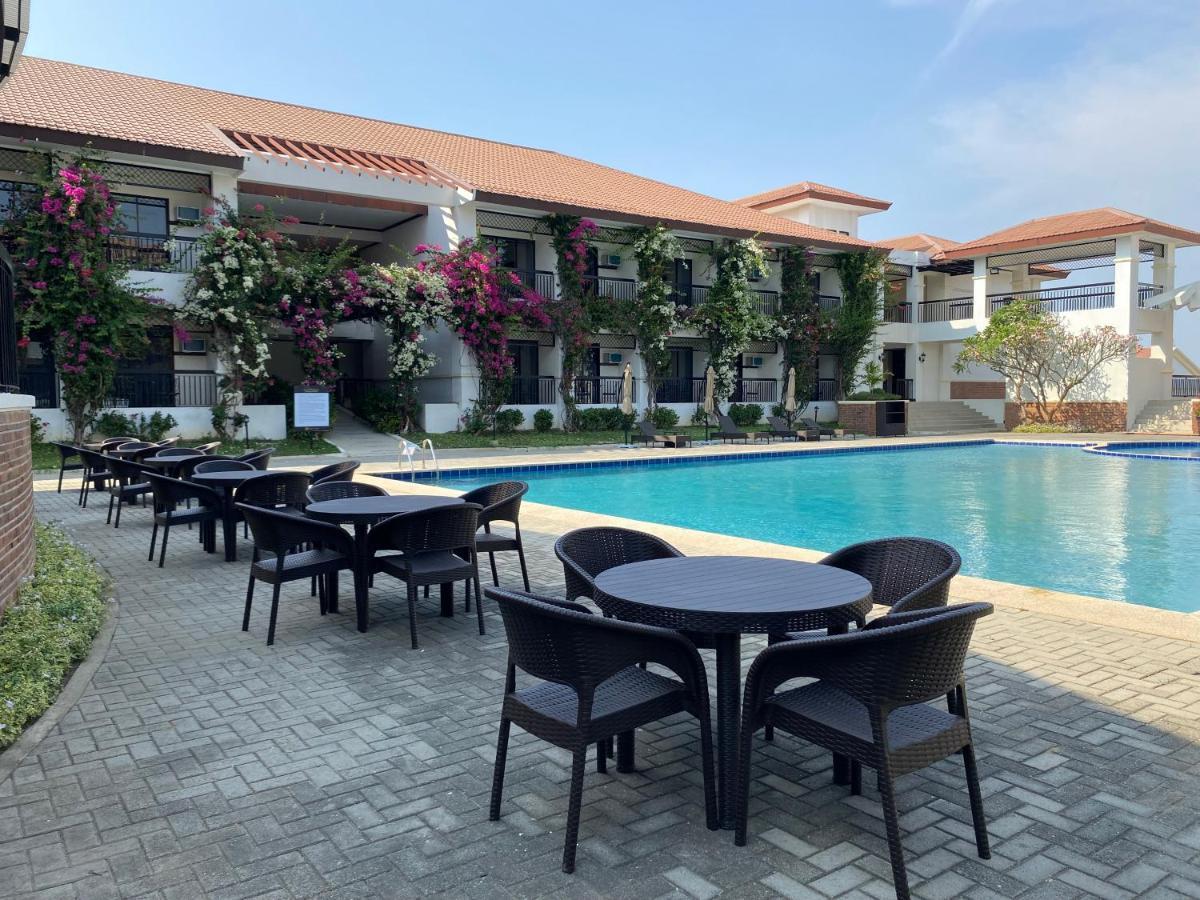 Plaza Del Norte Hotel And Convention Center 라오아그 외부 사진