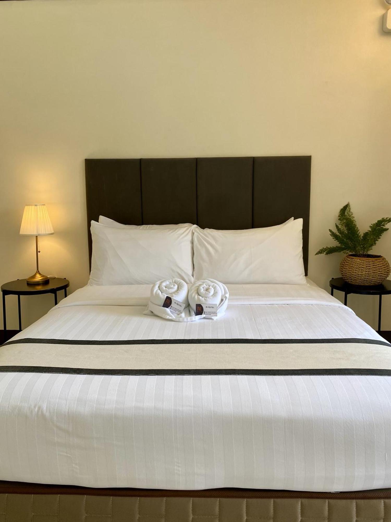 Plaza Del Norte Hotel And Convention Center 라오아그 외부 사진