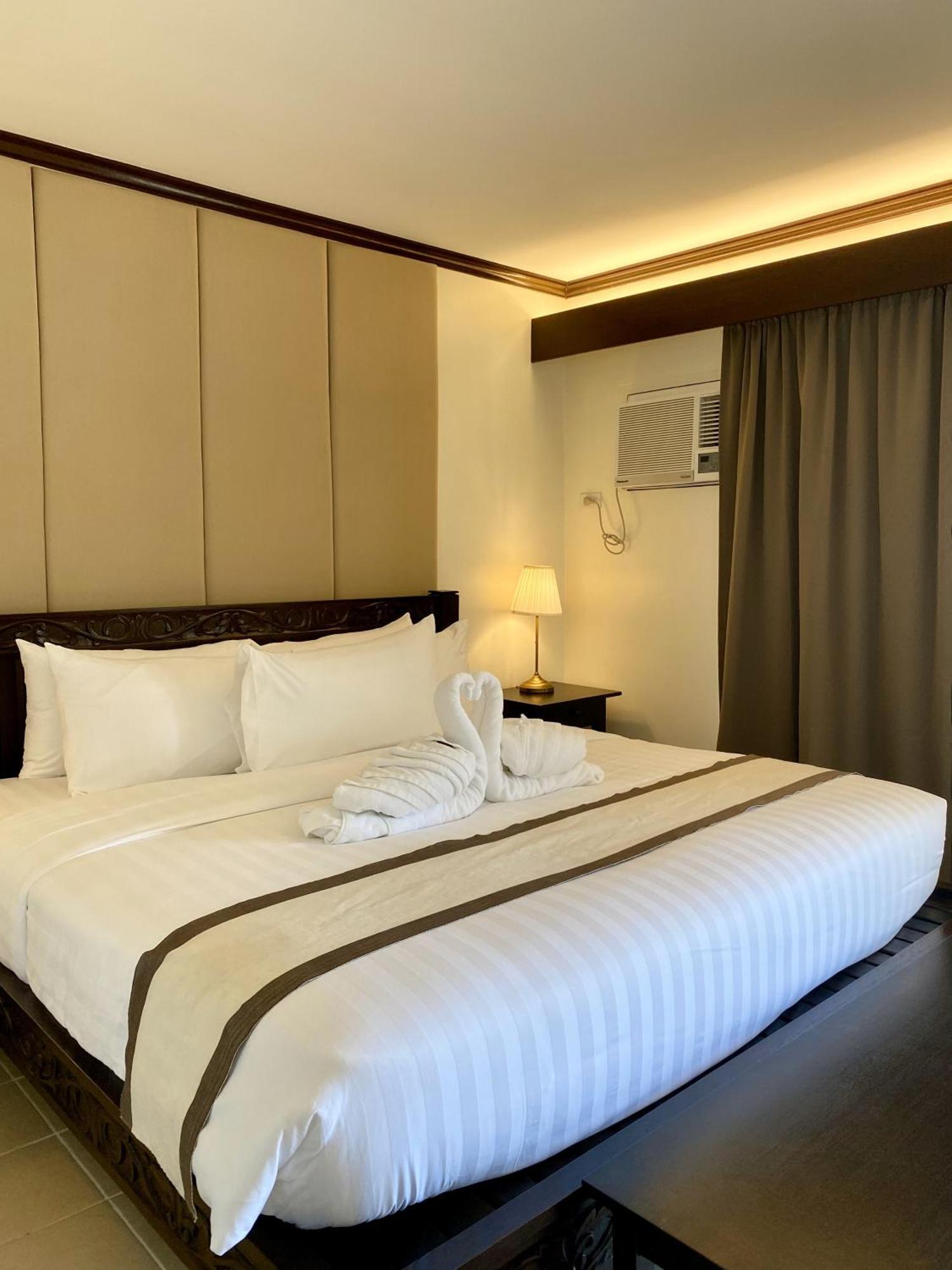 Plaza Del Norte Hotel And Convention Center 라오아그 외부 사진